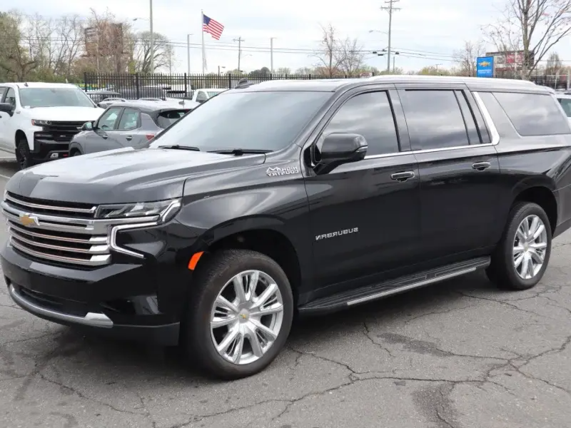 CHEVROLET SUBURBAN 2023