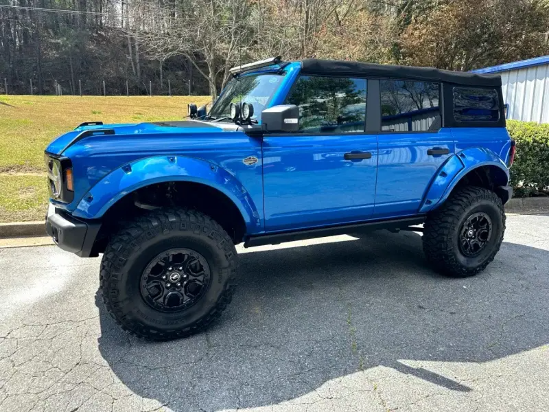 FORD BRONCO